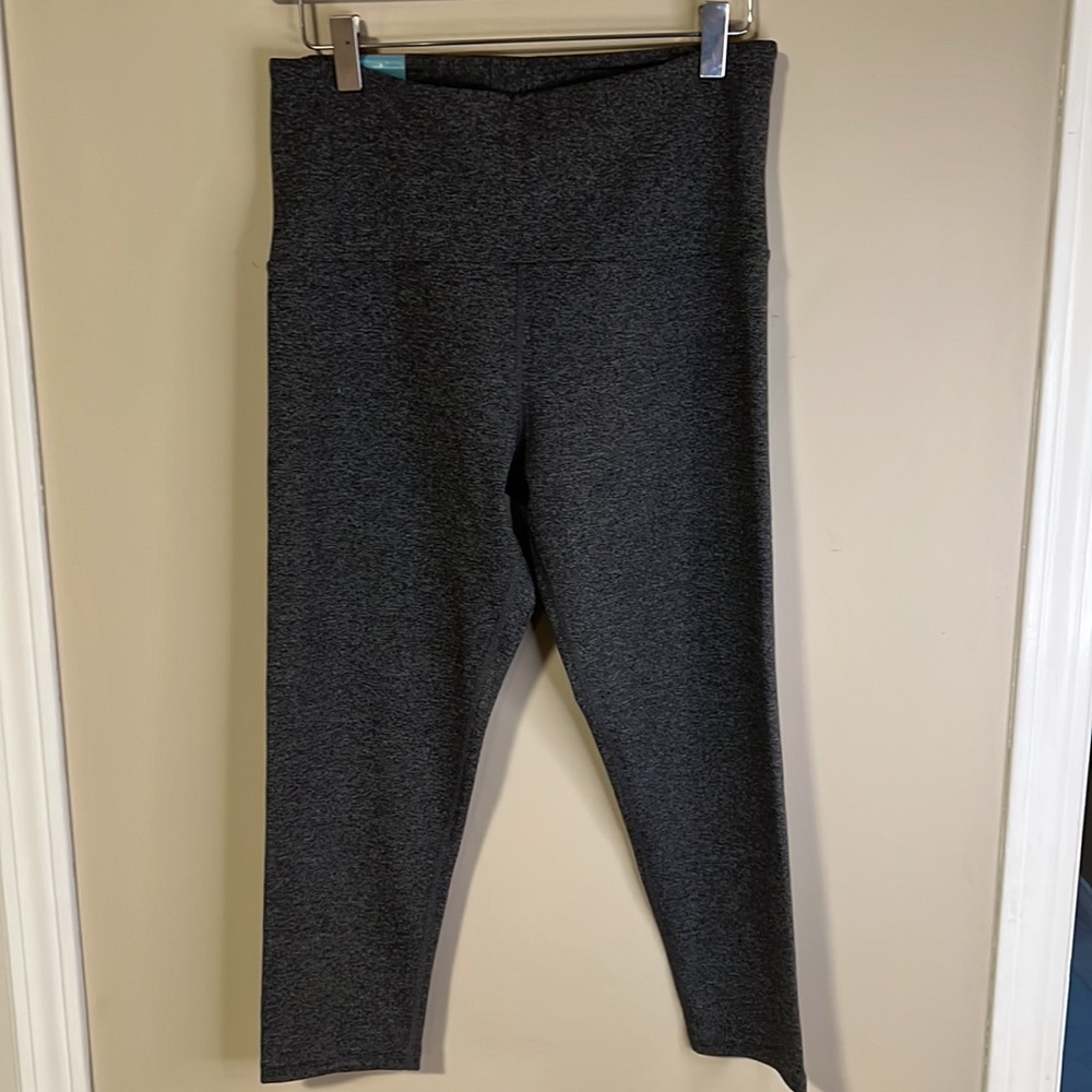 Tuff Athletics Women's Yoga Leggings | Size M